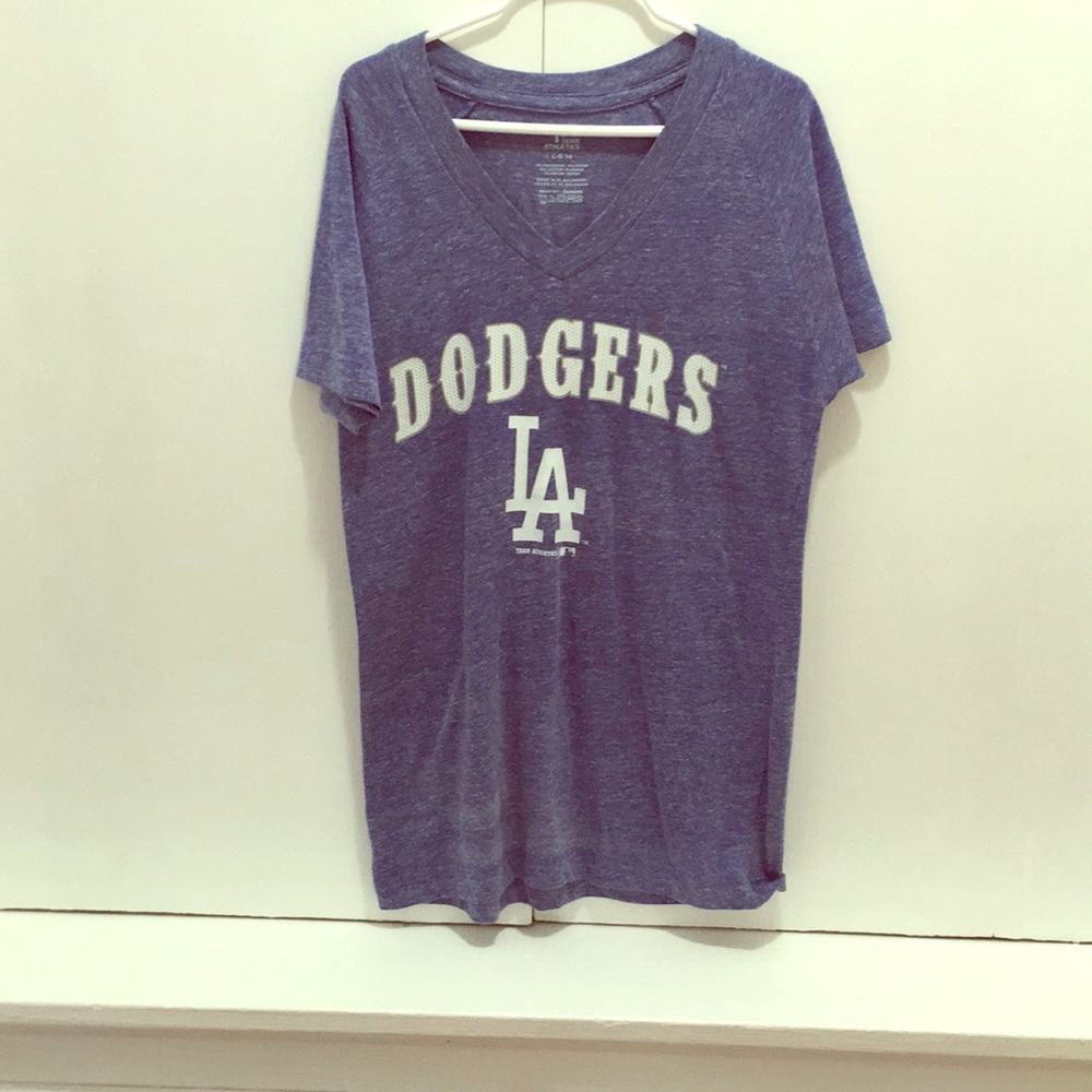 Dodgers  Kershaw 22 V neck shirt